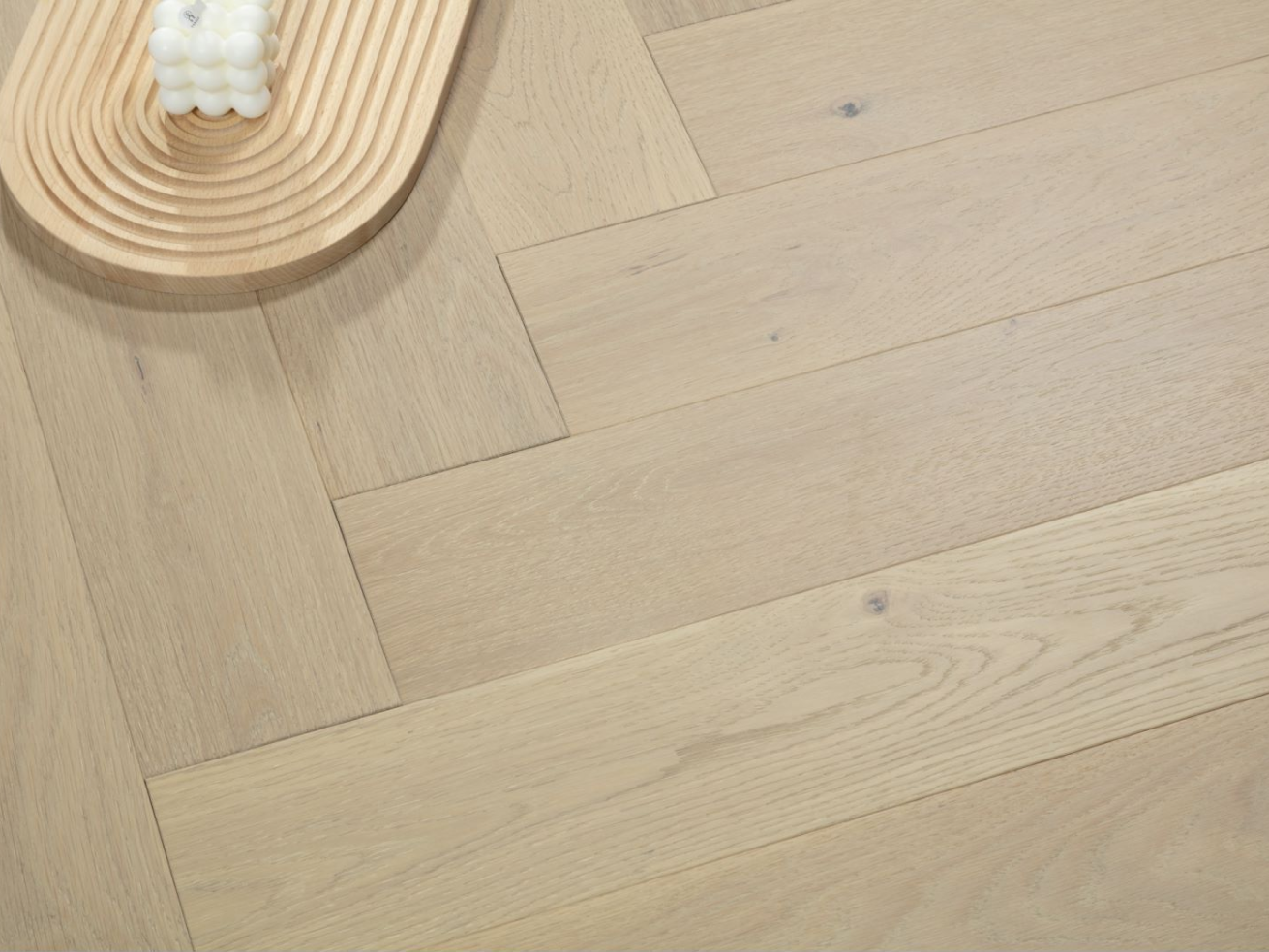 VIDAR Engineered Hardwood American Oak - Herringbone Naked Oak