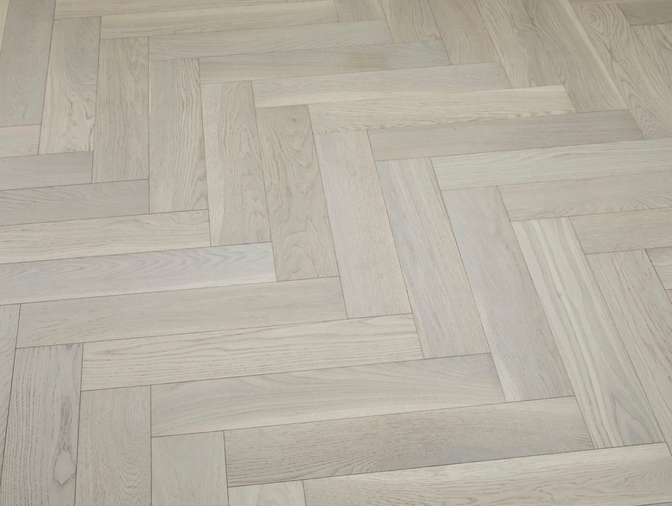 VIDAR Engineered Hardwood American Oak - Herringbone Pearl