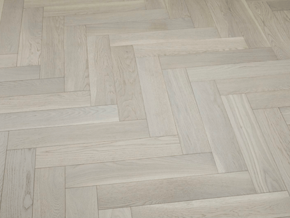 VIDAR Engineered Hardwood American Oak - Herringbone Pearl - D & R Flooring