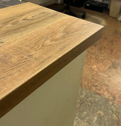 Vinyl SPC Flush Square Nosing - Custom Stair Nose - D & R Flooring